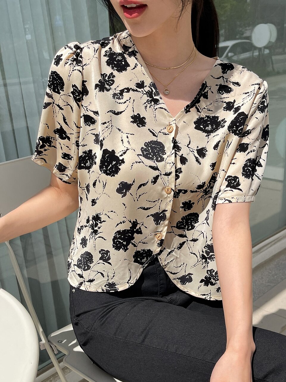 Floral Print Puff Sleeve Blouse