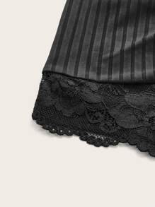 SHEIN EZwear Plus Contrast Lace Ruched Halter Top - Black - View 4