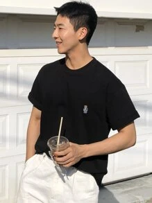 DAZY Men Cotton Cartoon Bear Embroidered Tee - Black - View 2