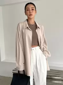 DAZY Áo sơ mi dài tay trễ vai, gấu cao thấp - Màu be - Xem 4