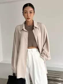 DAZY Áo sơ mi dài tay trễ vai, gấu cao thấp - Màu be - Xem 5