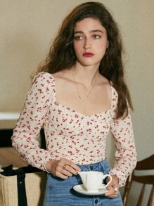 Ditsy Floral Print Sweetheart Neck Ruched Blouse - Red and White - View 1