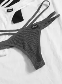 3 条装镂空性感内裤