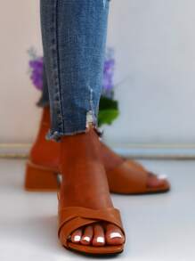 扭結裝飾粗跟穆勒涼鞋