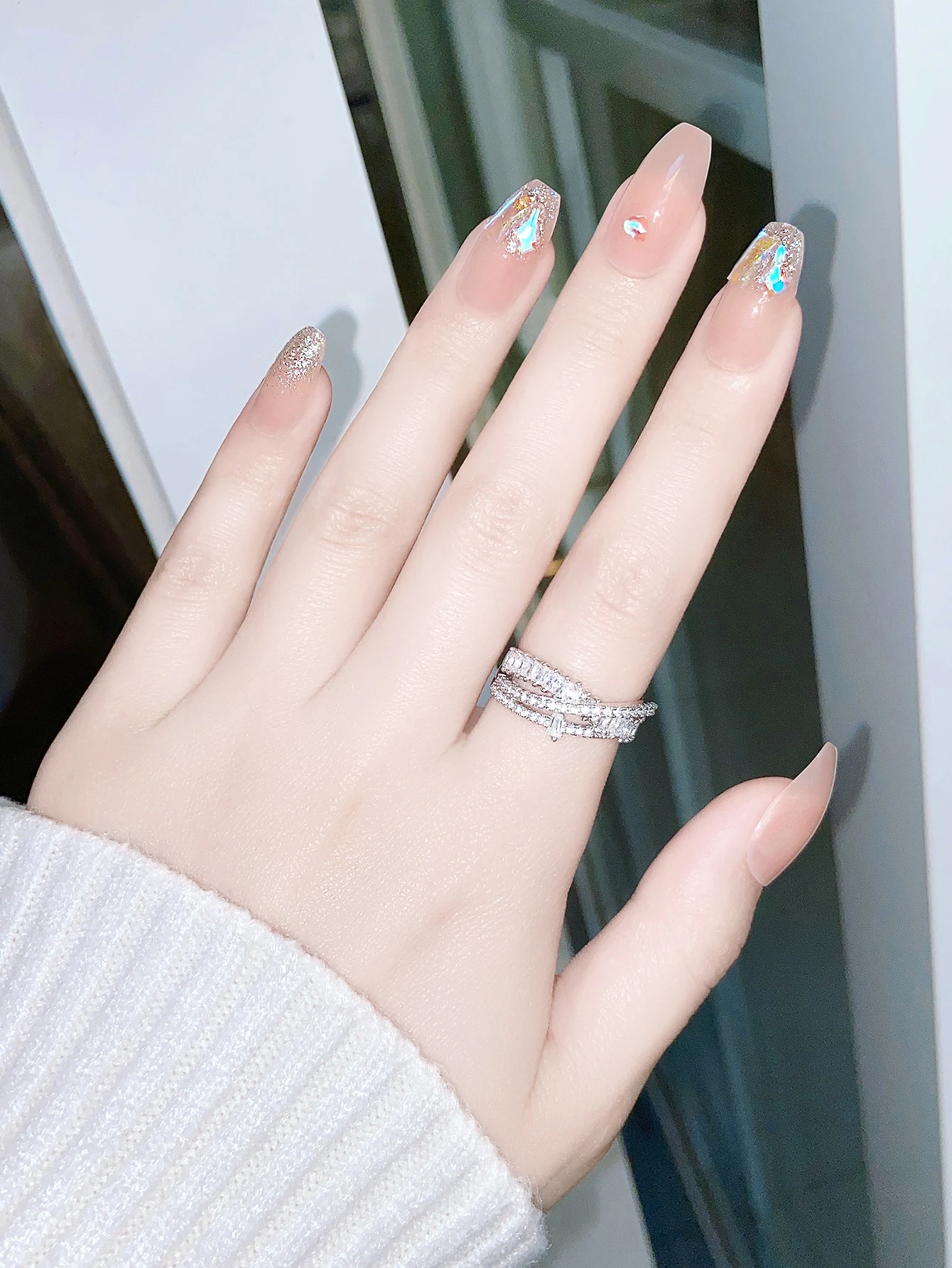 24ピース キラキラ テープ1枚 爪やすり1本 ネイルチップ