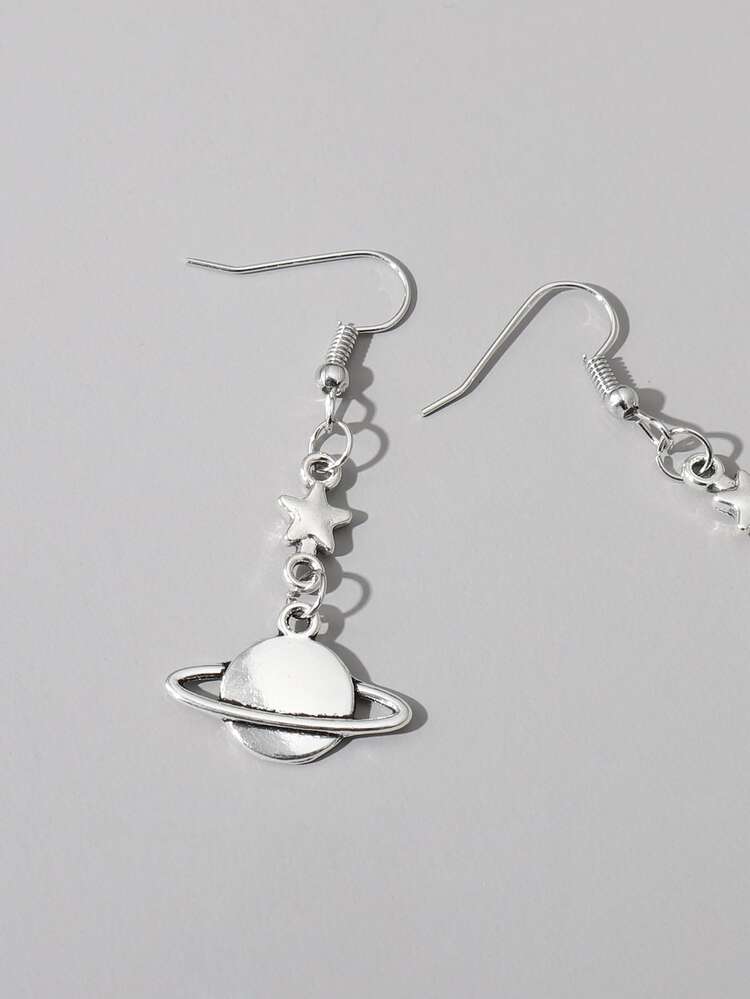 1 par de pendientes colgantes bonitos y vintage con forma de estrella metálica y Saturno para mujer, adecuados para regalo de festival y uso diario - Plata antigua - Añade 2