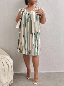 SHEIN LUNE Plus Geo Print Flutter Sleeve Dress