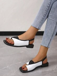 雙色T字帶涼鞋,時髦黑色和白色撞色女士平底涼鞋帶腳趾環 - 黑與白 - 查看 4