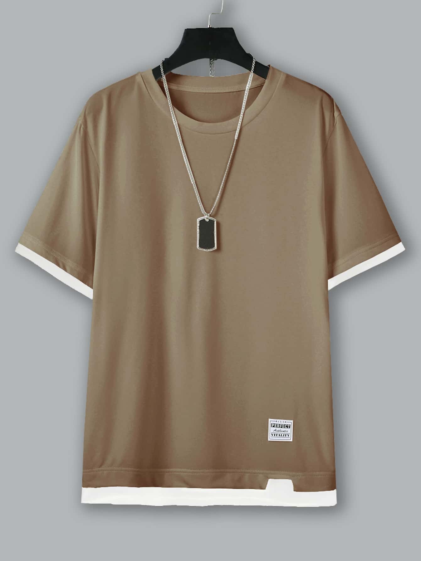 Manfinity Homme 男士字母貼布拼接邊T恤 - 卡其色 - 查看 1