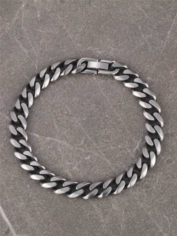 اساور 