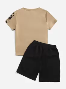 SHEIN Leap Crew 青少年男孩豹紋t恤和束腰短褲