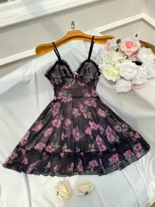 Slips con estampado floral de malla con lazo delantero bajo con fruncido - Negro - Ver 1