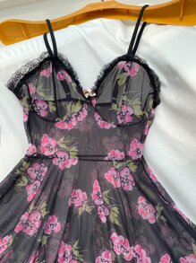 Slips con estampado floral de malla con lazo delantero bajo con fruncido - Negro - Ver 4