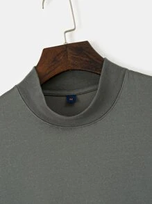 Manfinity Homme Men Letter Graphic Mock Neck Tee & Track Shorts - Multicolor - View 6