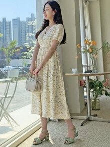 DAZY Ditsy Floral Print Puff Sleeve Knot Side Dress - Beige - View 2