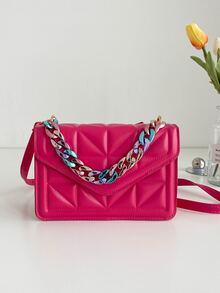 Quadratische Tasche mit Klappe, Kette