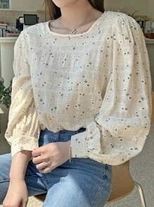 DAZY Ditsy花卉主教袖上衣