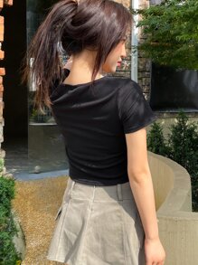 DAZY Áo thun hở vai họa tiết trái tim, áo crop top nữ - màu đen - Xem 2