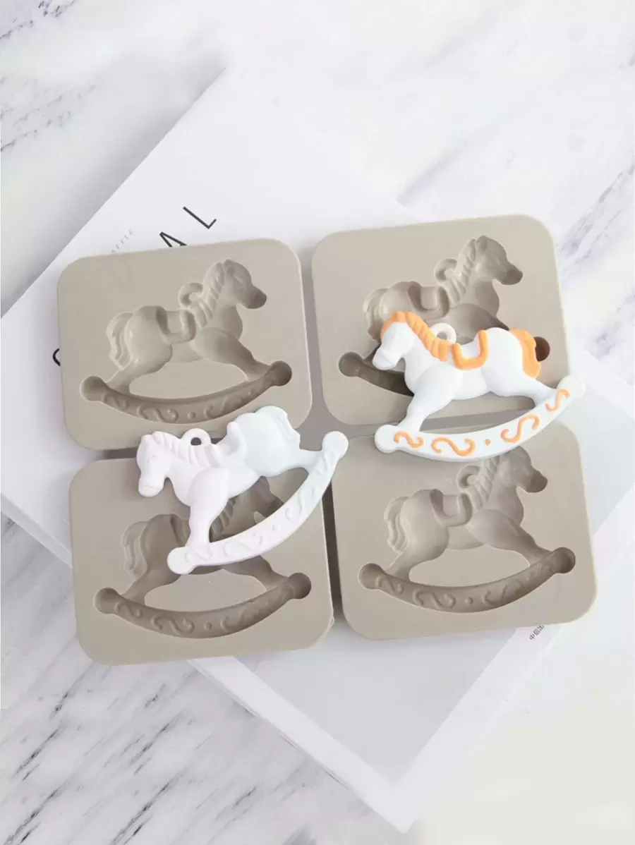 1pc Trojan Horse Shaped DIY Silicone Mold - Grey - View 1