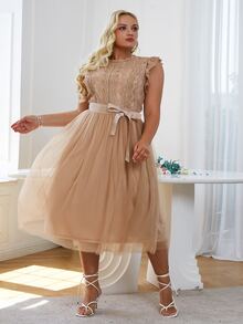 Simplee Plus Contrast Lace Butterfly Sleeve Mesh Hem Belted Dress - Apricot - View 3