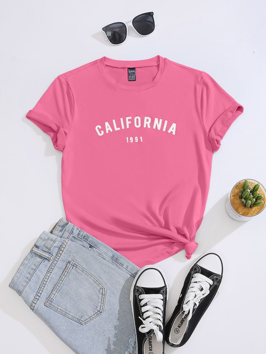 SHEIN Unity 数字和字母图案 T 恤 图案 T 恤 女式上衣 - 粉色 - 查看 1