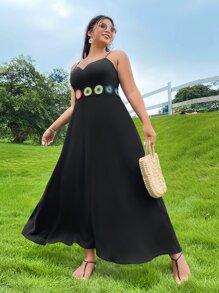 SHEIN VCAY Vestido de tirantes con bordado floral - Negro - Ver 1