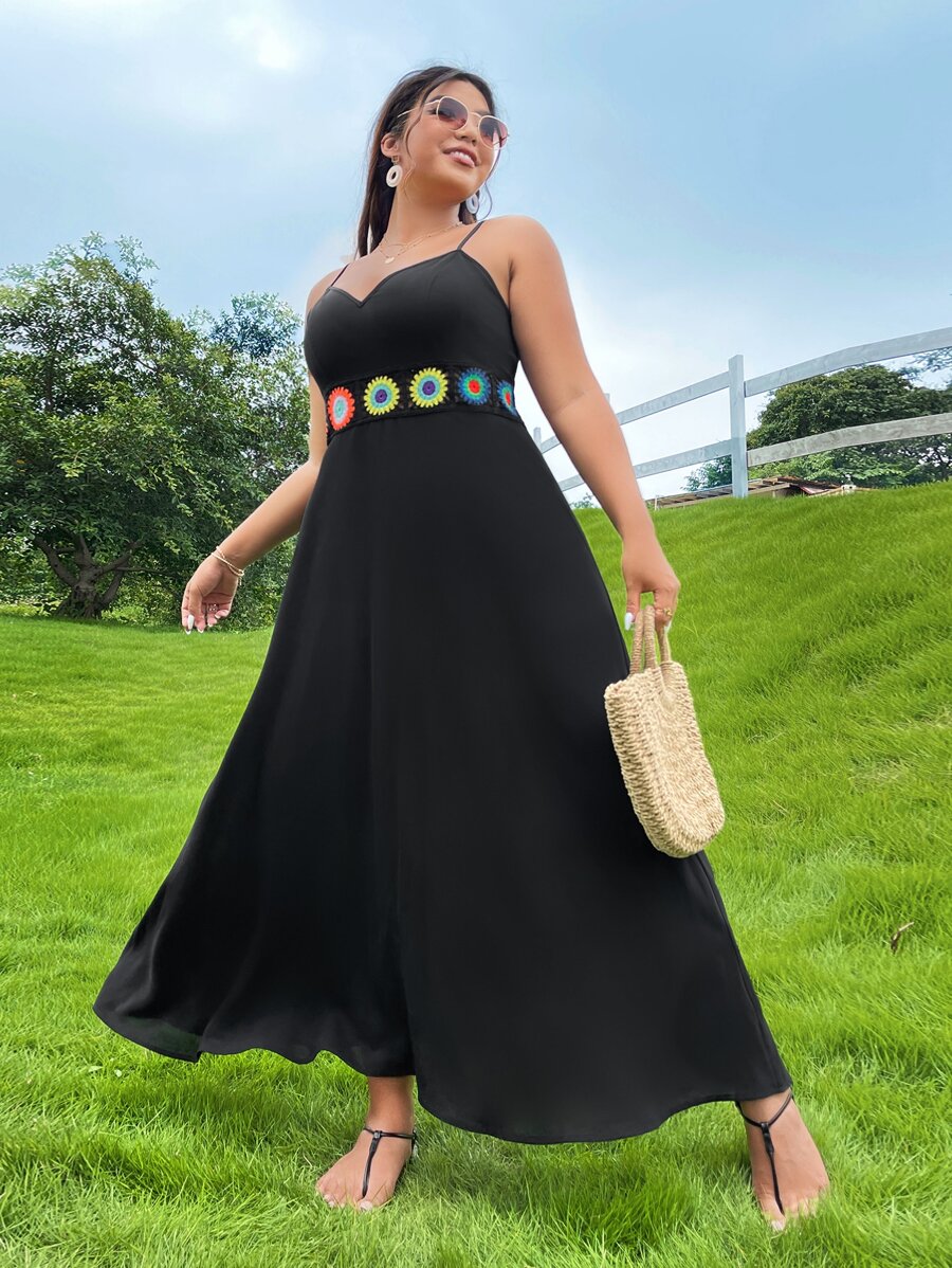 SHEIN VCAY Vestido de tirantes con bordado floral - Negro - Ver 1