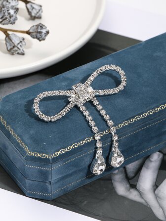 Rhinestone Bow Design Brooch