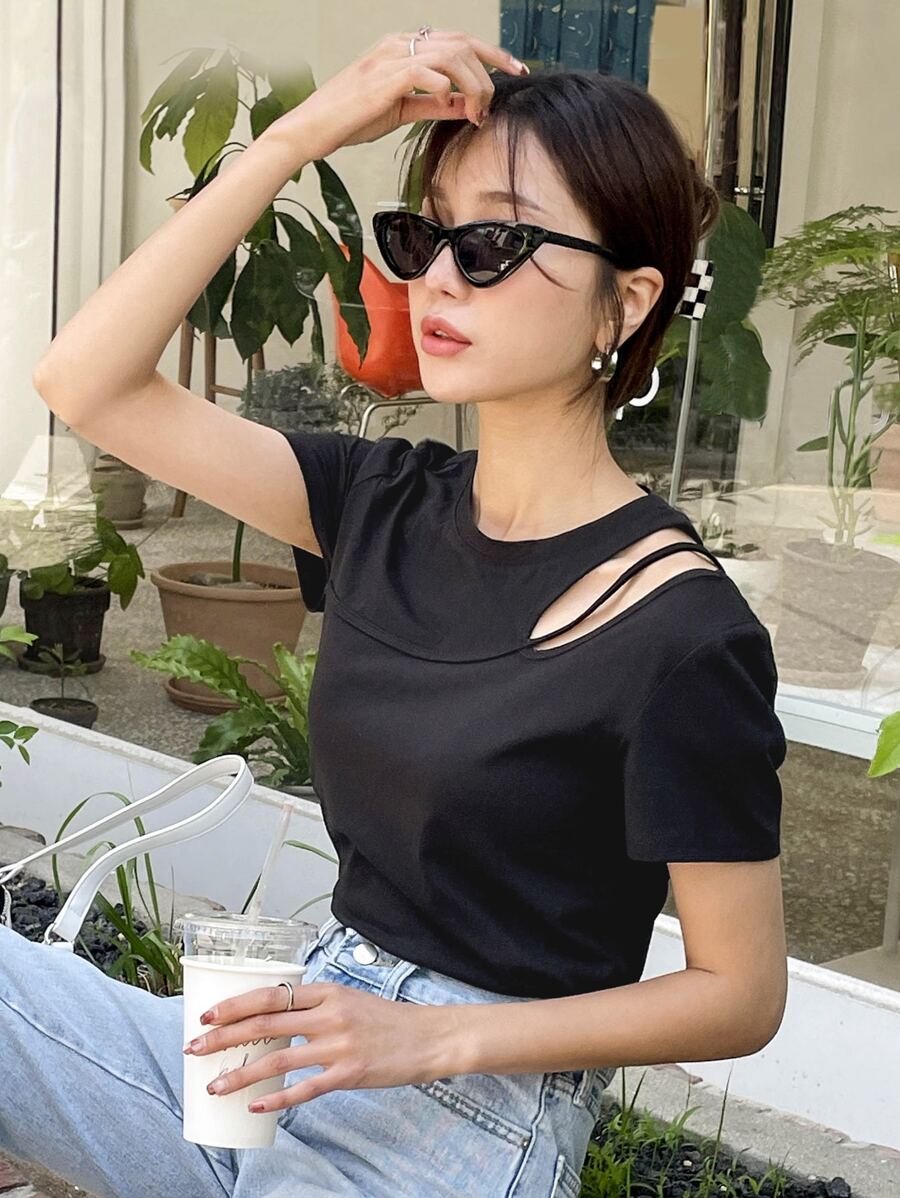 DAZY Áo thun trễ vai rắn chắc - màu đen - Xem 1