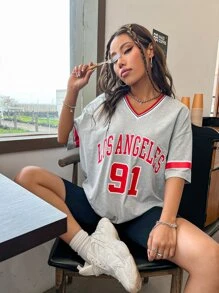 SHEIN Unity Camiseta de hombros caídos con estampado de letra ribete de rayas - Gris Claro - Ver 3