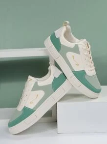 Colorblock Lace-up Front Skate Shoes - Green - View 1