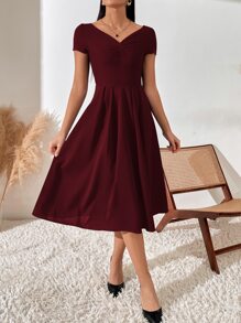 Breezaya Burgundy Red Ruched Pleated Detail A-Line Dress Maxi Women Outfit - Burgundy - View 4