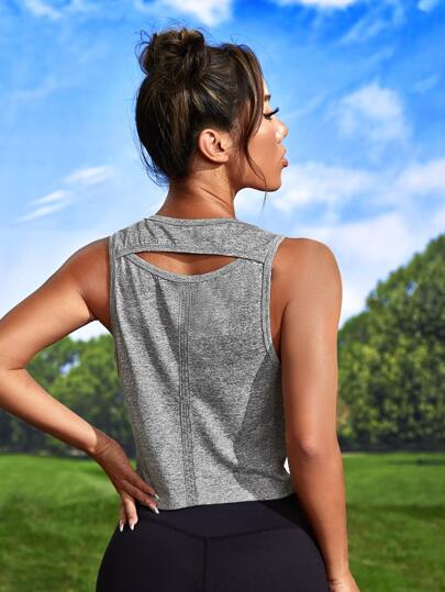Débardeur de sport découpe court
