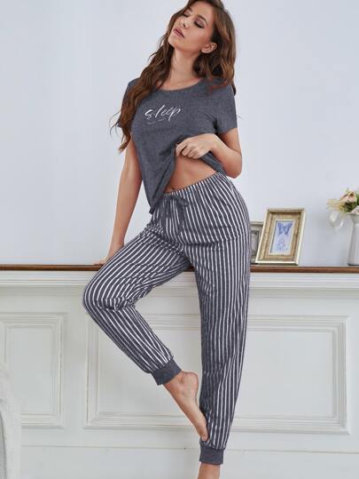 Eyelash Letter Graphic Tee Gestreepte Pants PJ Set Pajama Holiday Season view 3