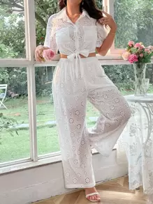 Modelyn 大碼補丁貼口袋下擺打結網眼刺繡襯衫和闊腿褲 - 白色 - 查看 1