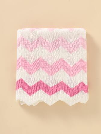 婴儿 V 形印花襁褓毯 爱情情人节