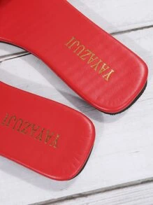 Minimalist Outdoors Red Flat Slippers For Women, Single Band Plain Artificial Leather Open Toe Slide Sandals