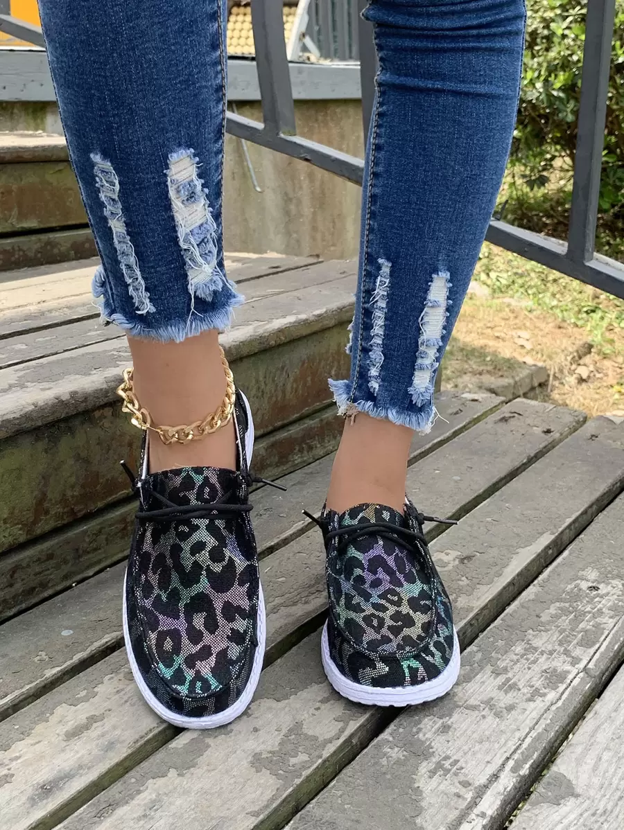 Leopard Pattern Lace-Up Front Canvas Shoes For Women, Lightweight Round Toe Low Top Casual Sneakers - Multicolor - View 1