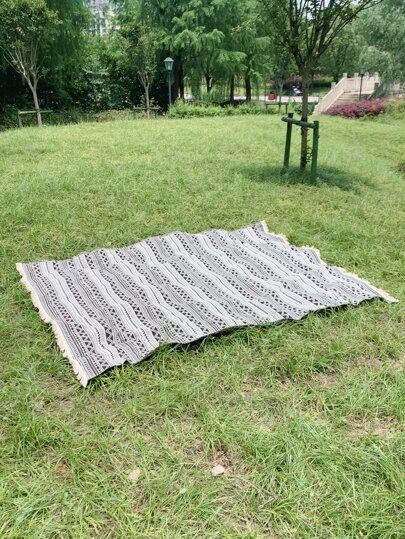 1pc Bohemian Black And White Woven Geometric Pattern Picnic Mat, Suitable For Outdoor Picnics And Gatherings, Decorative Mat