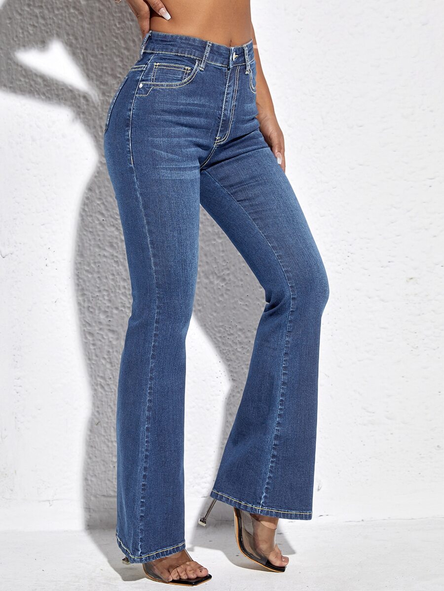 SHEIN PETITE 斜口袋牛仔喇叭褲 - 中等水洗藍 - 查看 1