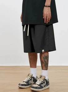 Manfinity Roghcode Men's Loose-Fit Shorts With Letter Detailing And Adjustable Drawstring Waistband