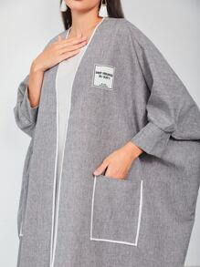 Al Najma 标语图案口袋贴片开衩下摆端庄长袖阿拉伯长袍 - 淺灰色 - 查看 5