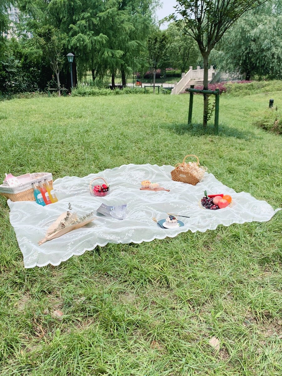 1pc Lace And Gauze Picnic Mat - White - View 1