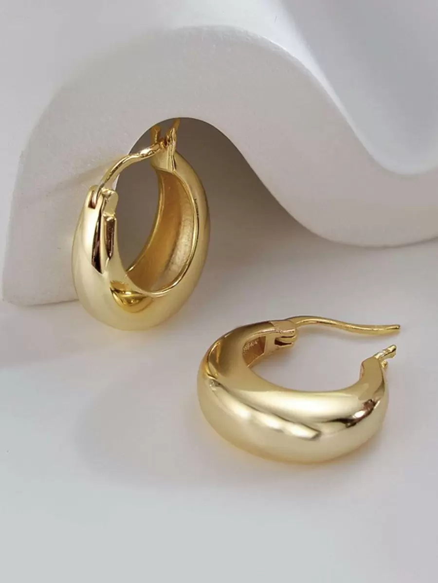 Minimalist Hoop Earrings - Yellow Gold - View 1
