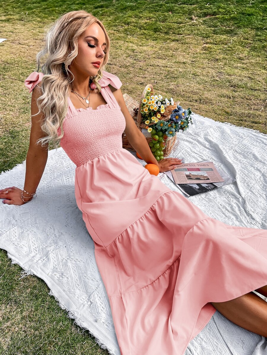 SHEIN VCAY 肩上打結打褶荷葉邊吊帶連衣裙 - 粉色 - 查看 1