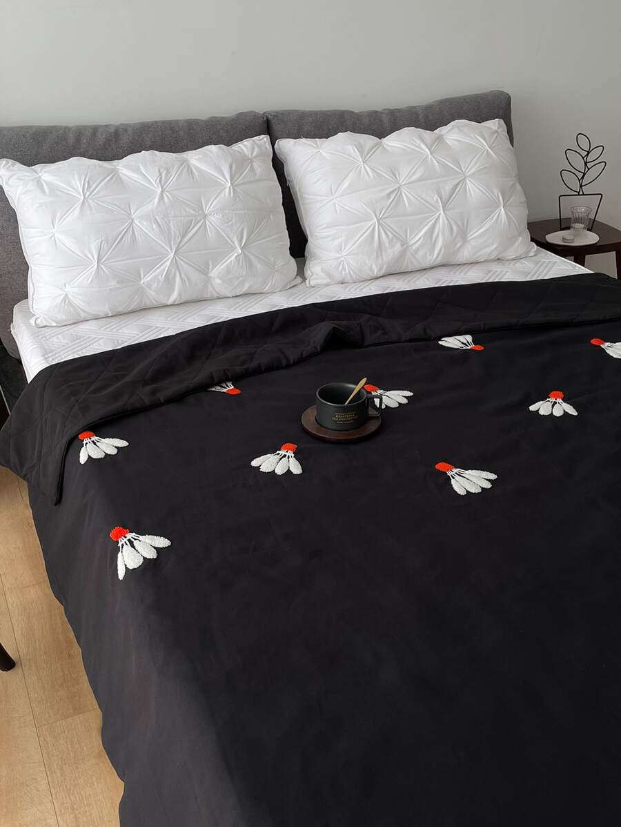 Badminton Tufted Bedspread - Black - View 1