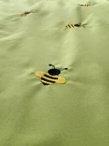 Honeybee Embroidered Quilted Bedspread - Green - View 7