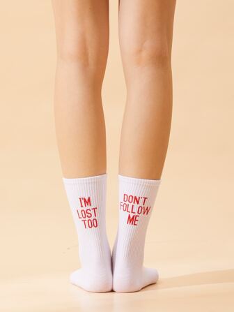 標語圖案中筒襪