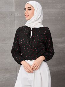 Mulvari 愛心圖案木耳褶皺邊繫帶領襯衫 - 黑色 - 查看 5