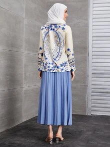 Modelyn Floral Print Blouse & Pleated Skirt - Blue and White - View 2